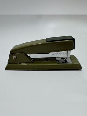 Swingline Compact Olive Green Desk Stapler Vintage Office ‘60s Work Organization